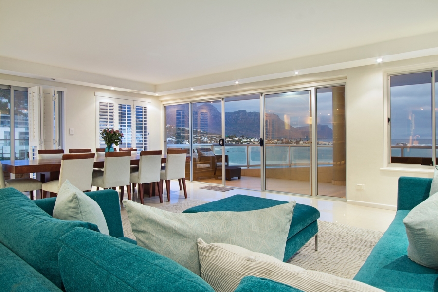 3 Bedroom Property for Sale in Clifton Western Cape